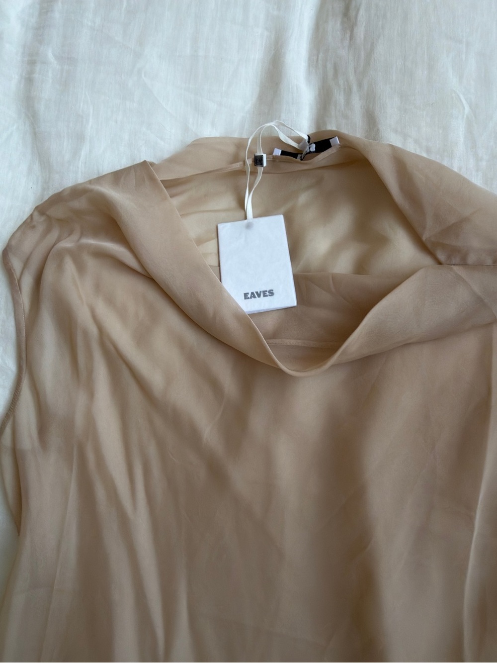 EAVES Saeunn Asym Top in Champagne size S - Picture 6 of 6